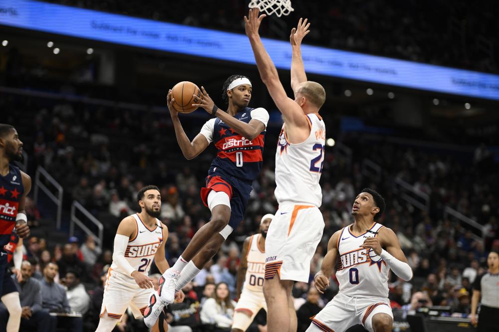 面临巨大舆 面临巨大舆